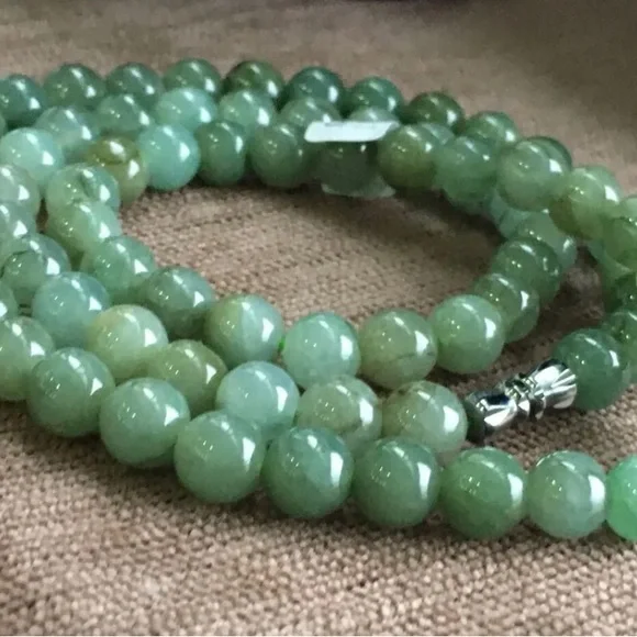 8mm 100% Natural A Green Emerald Jade Beads ~Necklace Have certificate-6223 - Picture 3 of 6